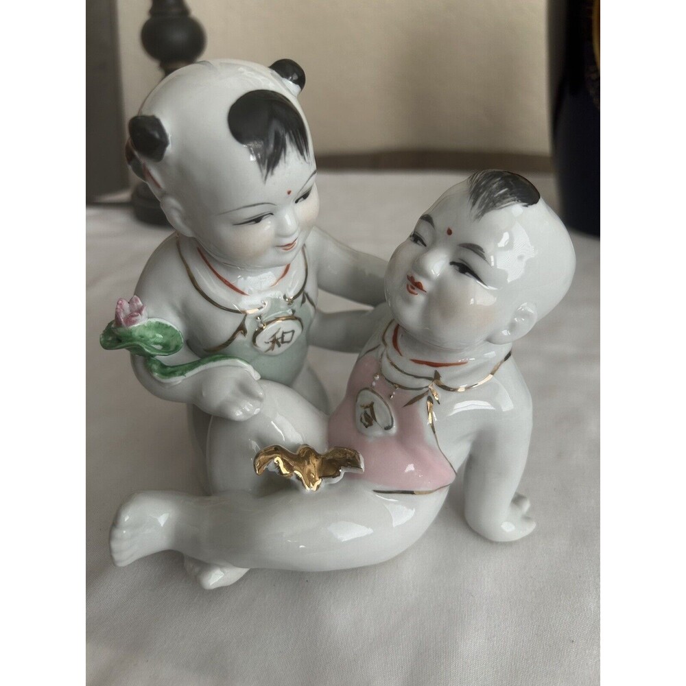 Chinese porcelain figurine Children, Hand Painted, Vintage